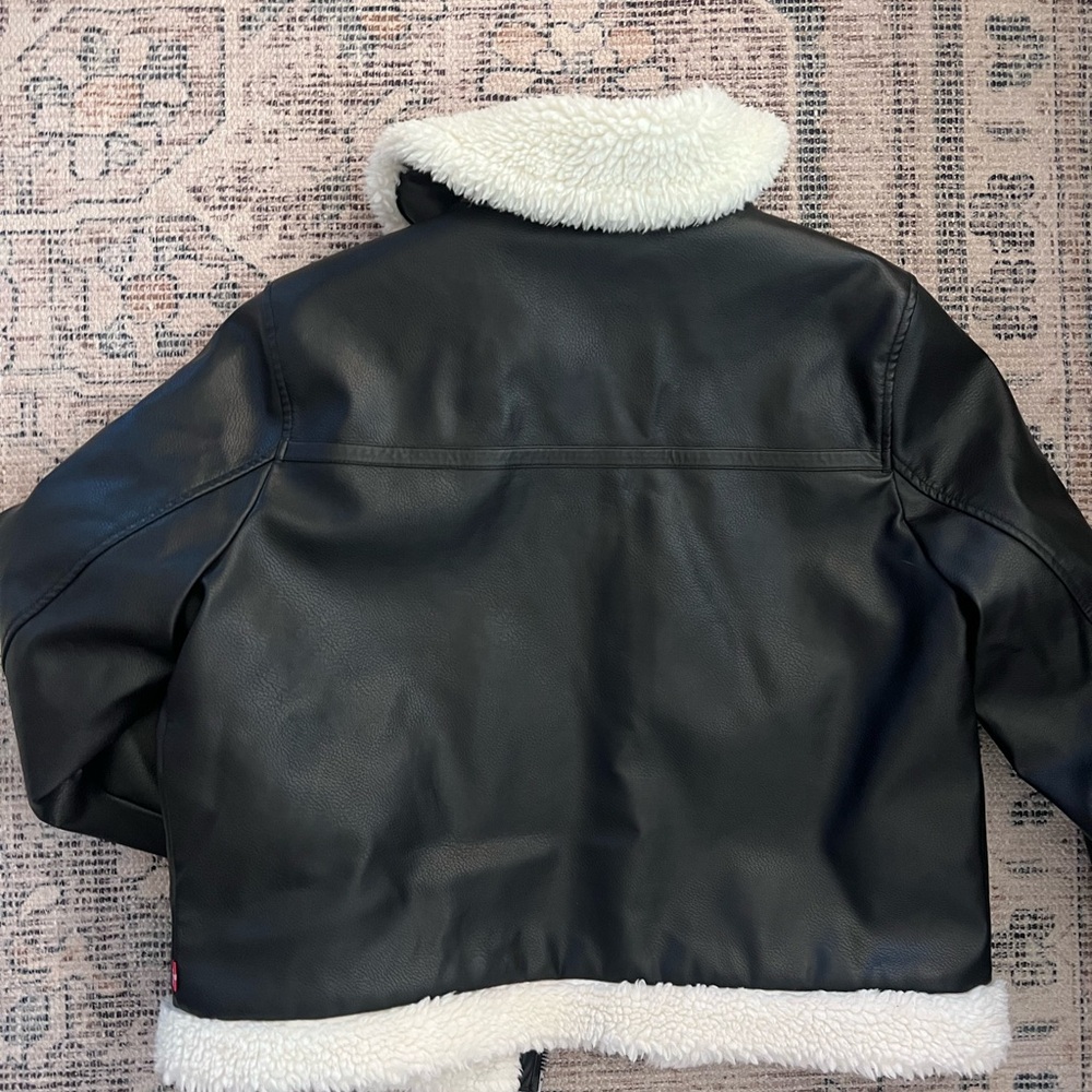 NEW Levi’s Leather Sherpa Bomber Jacket - Picture 2 of 6